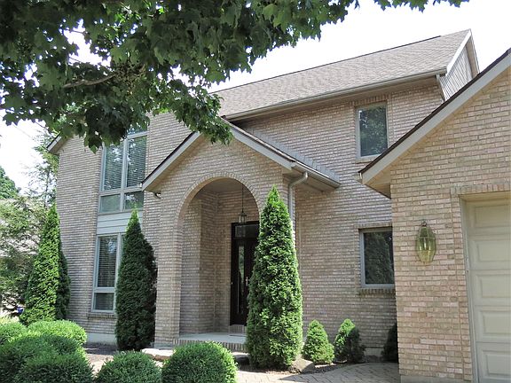 2nd image of 1690 Wildwood Ct