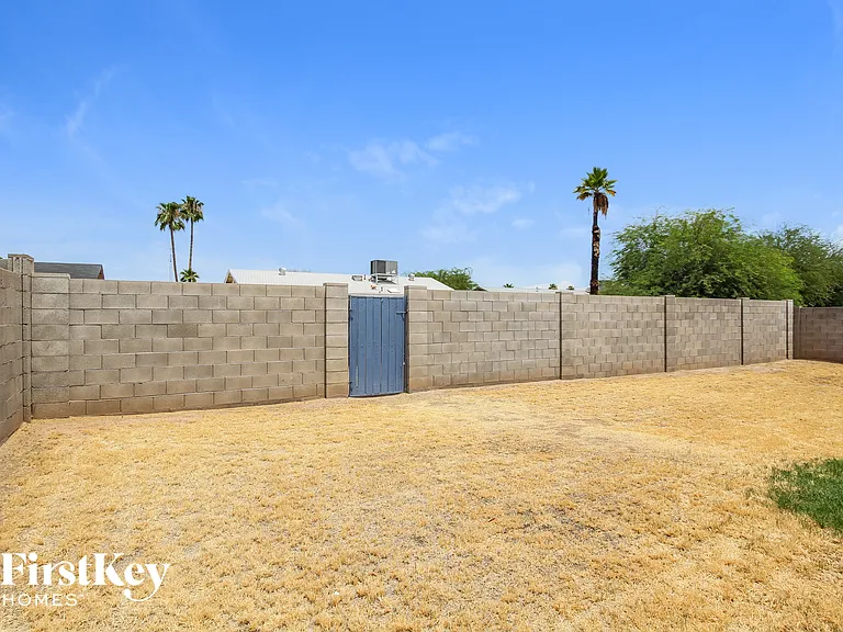 618 W Sesame St — Photo 14