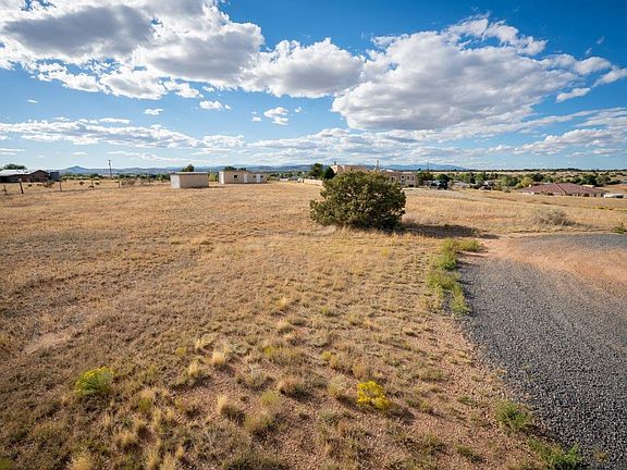 3rd image of 9 Camino De Vaca