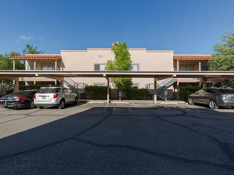 1102 E Halcyon Rd #202 — Photo 1