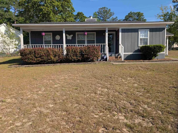 200 Gusty Ln, Hopkins, SC 29061