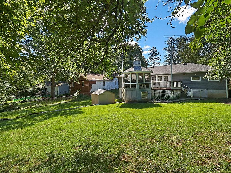 5220 Maplehill Dr, Mccullom Lake, IL 60050 Zillow