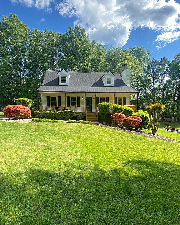 1st image of 328 Beverly Hills Cir