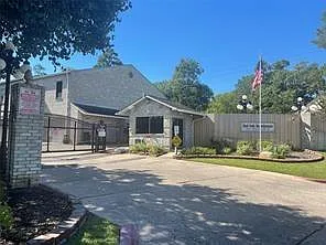 2 bed, 2.5 bath, 1640 sqft, $1,500 — Photo 4