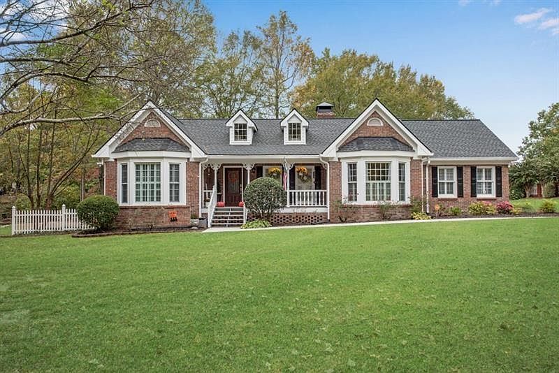 1st image of 3850 Governors Cir NW