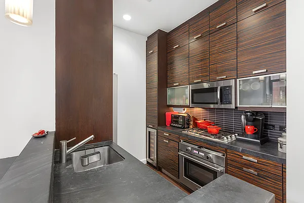 Sold by Corcoran | media 2