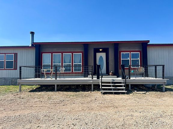 3rd image of 18641 Kenley Rd