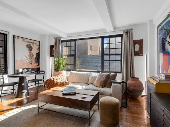 102 East 22nd Street image 1 of 8