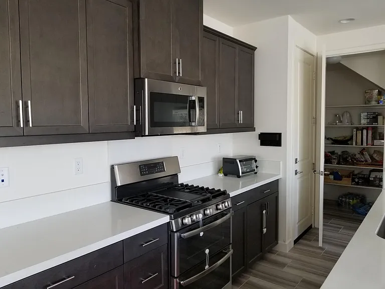 18437 Stables Ln — Photo 12