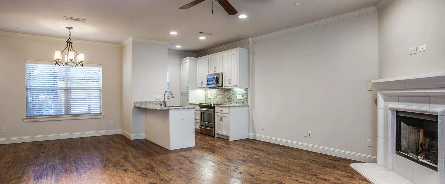 2 bed, 2.5 bath, 1579 sqft, $3,495 — Photo 3