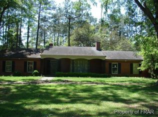 1502 Lakeview Rd, Fairmont, NC 28340