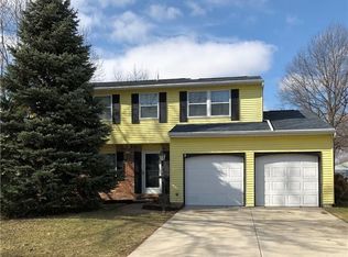 2456 Bedford Ln, Northwood, OH 43619