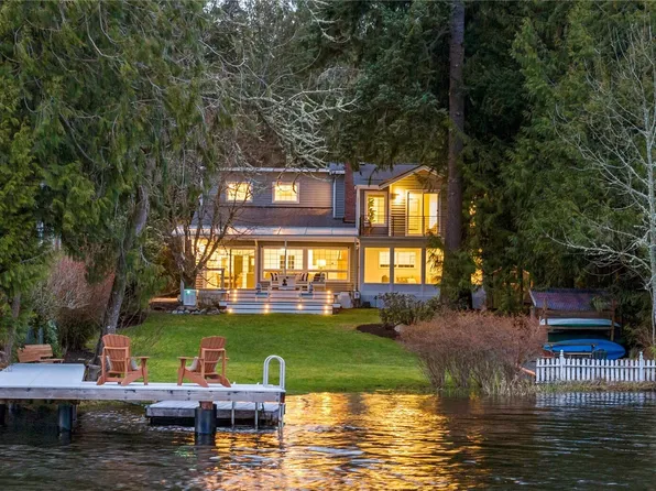 1626 W Beaver Lake Drive SE, Sammamish, WA 98075