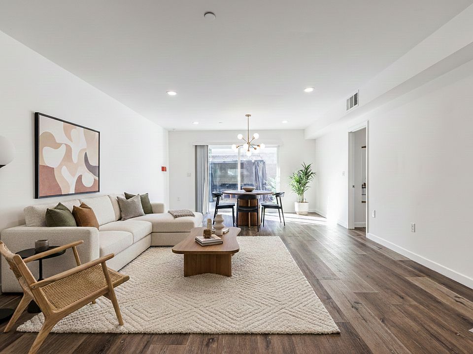 1st image of 1119 N Berendo St