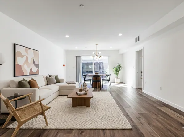 1119 N Berendo St, Los Angeles, CA 90029