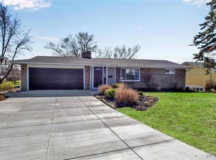 3031 Walbridge Dr, Hamburg, NY