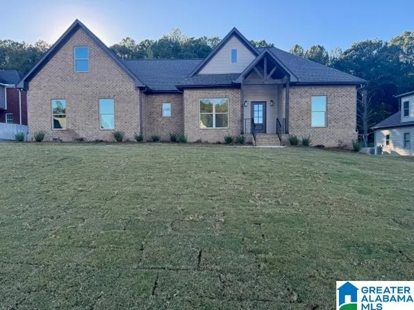 355 Homestead Dr, Cropwell, AL 35054