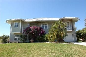 1st image of 3819 Wisteria Pl