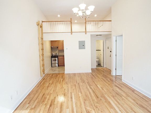 5th image of 37 W 75th St #1F
