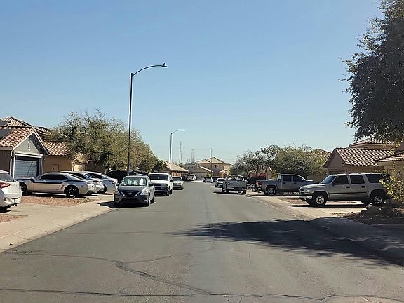 4th image of 11722 W Poinsettia Dr