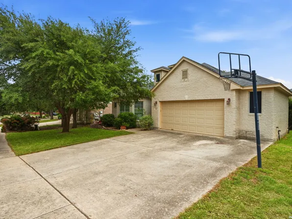 305 HILTON DR, Cibolo, TX 78108