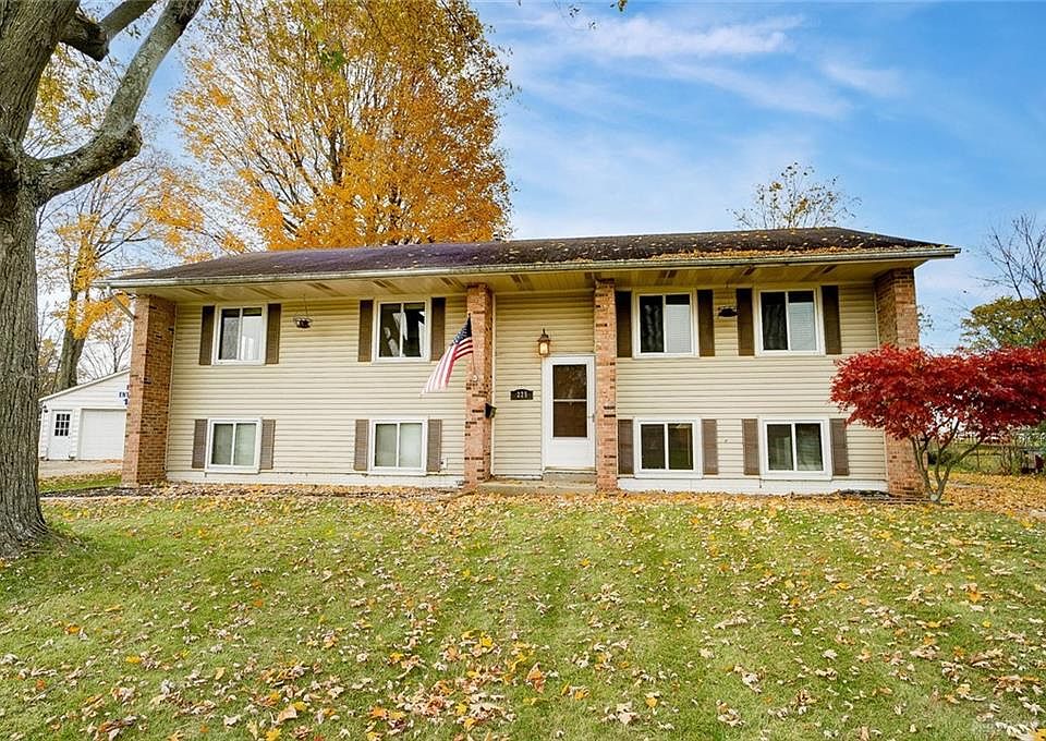 1st image of 225 Hartshorn Dr