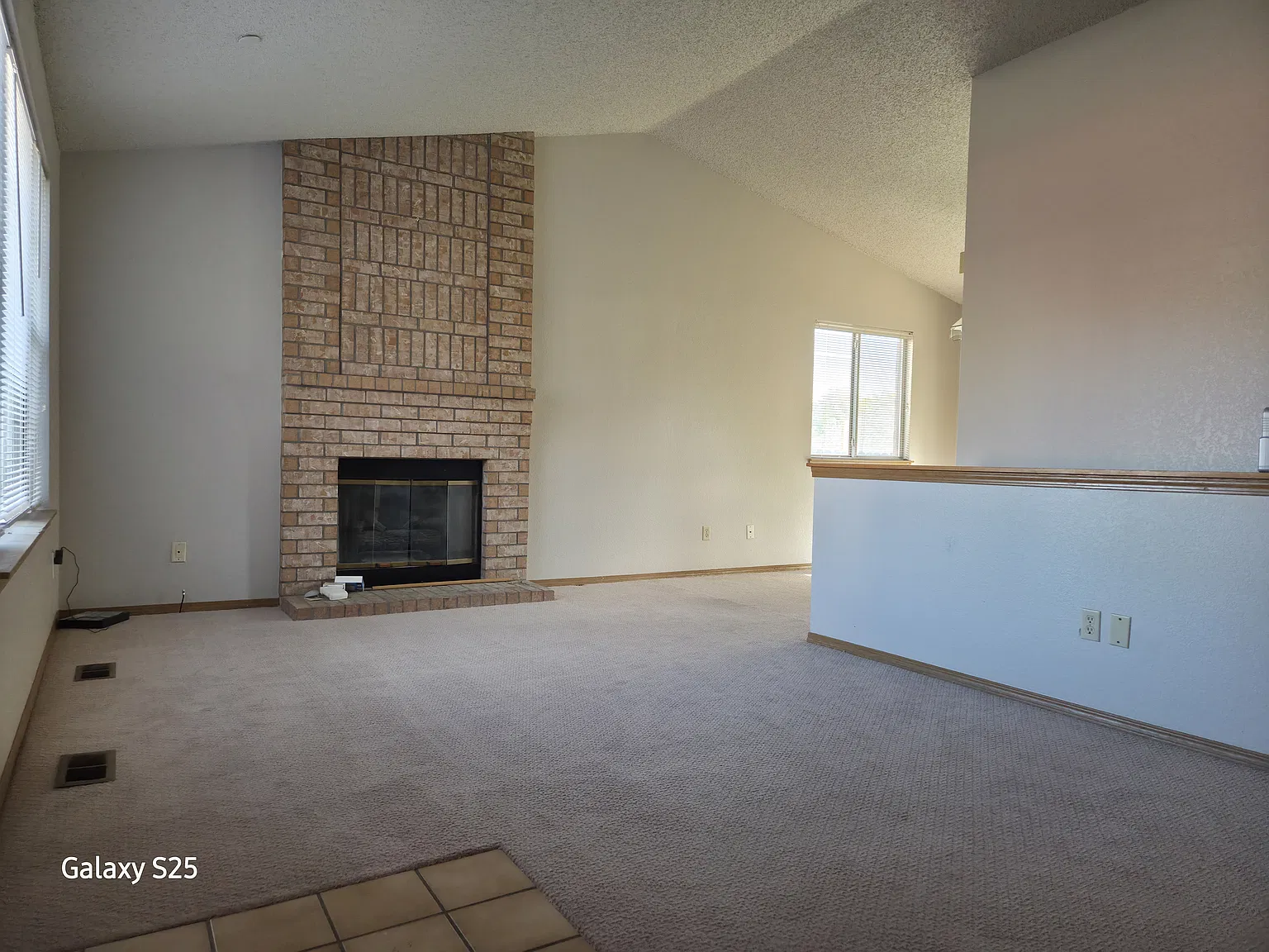 2 bed, 875 sqft, $2,350 — Photo 2