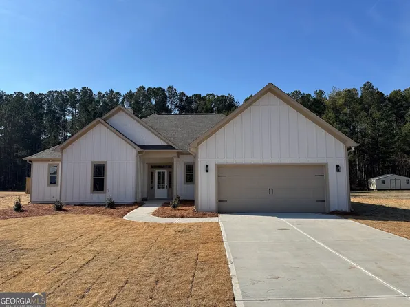 152 Hunters Chase Ct, Eatonton, GA 31024