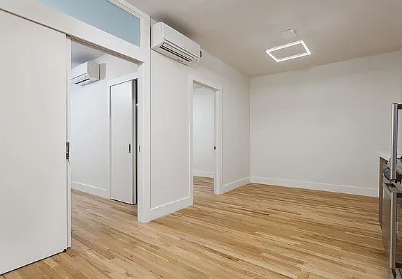 5th image of 351 W 48th St APT 3B