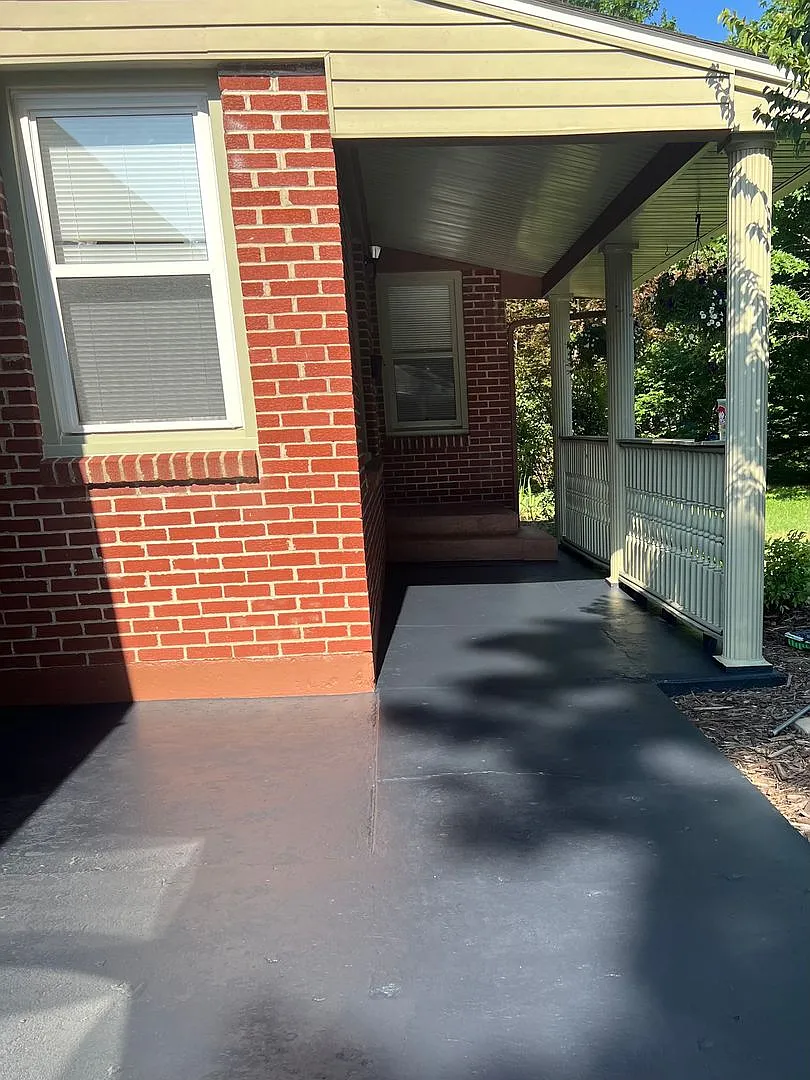 Stunning 3 Bedroom, 2 Bath Home in University Heights, Springfield - A Perfect Blend of Elegance ... — Photo 2
