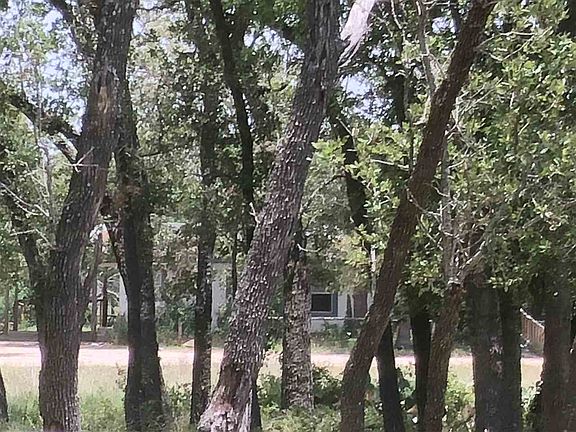 2nd image of 1429 County Road 303