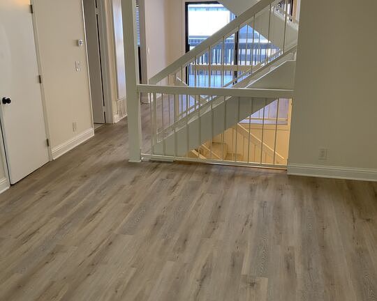 4th image of 5020 Cascade Ct