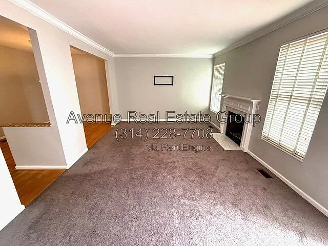 5776 Kingsbury Pl — Photo 4