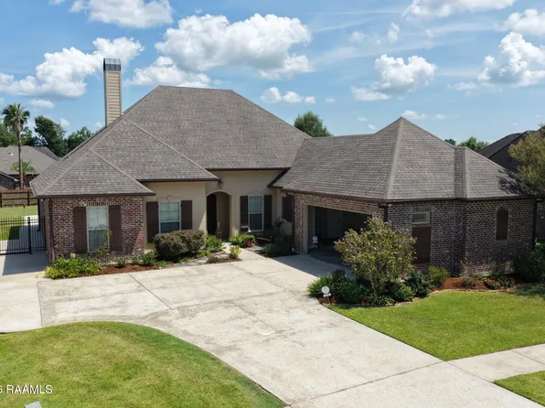 127 Fair Grounds Dr, Lafayette, LA 70503