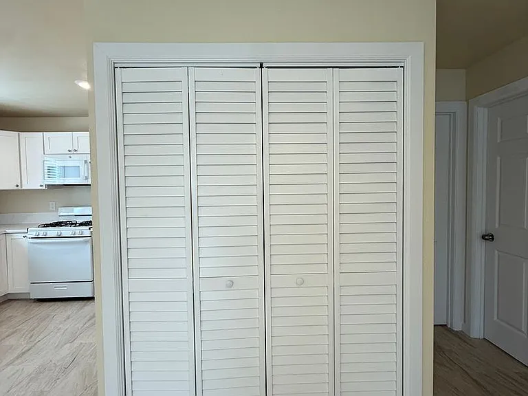 1215 Mira Flores Dr — Photo 14