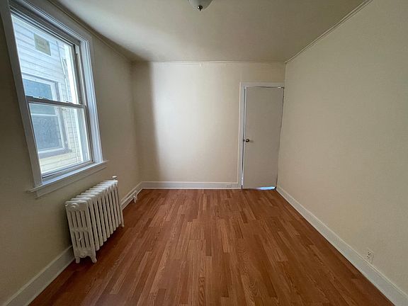3rd image of 410 E 5th St Floor 2