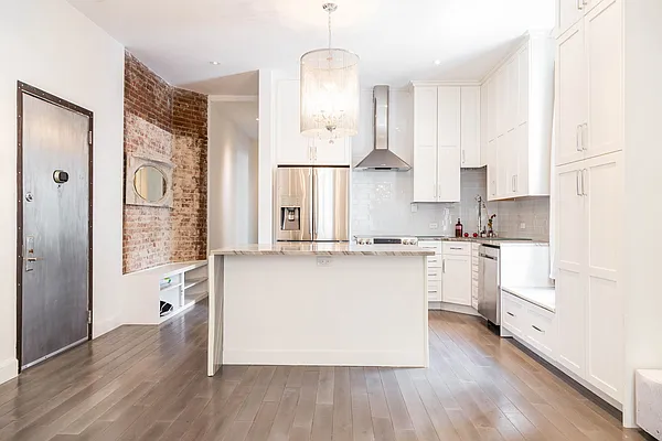 Rented by Nest Seekers International | media 11