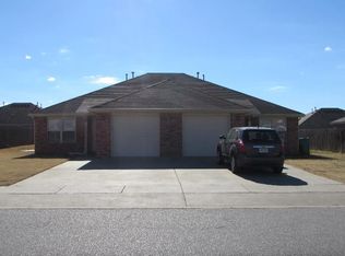 418 E Asher Ct, Rogers, AR 72758