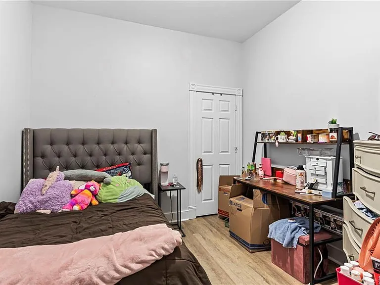 2105 E Broad St #A — Photo 12