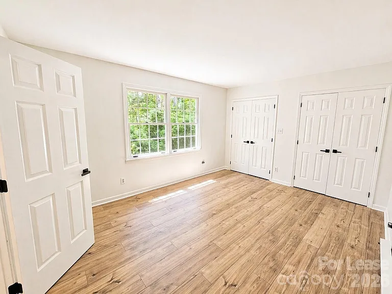 2736 Miranda Rd — Photo 5