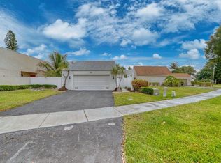 905 NW 22nd Avenue, Delray Beach, FL 33445