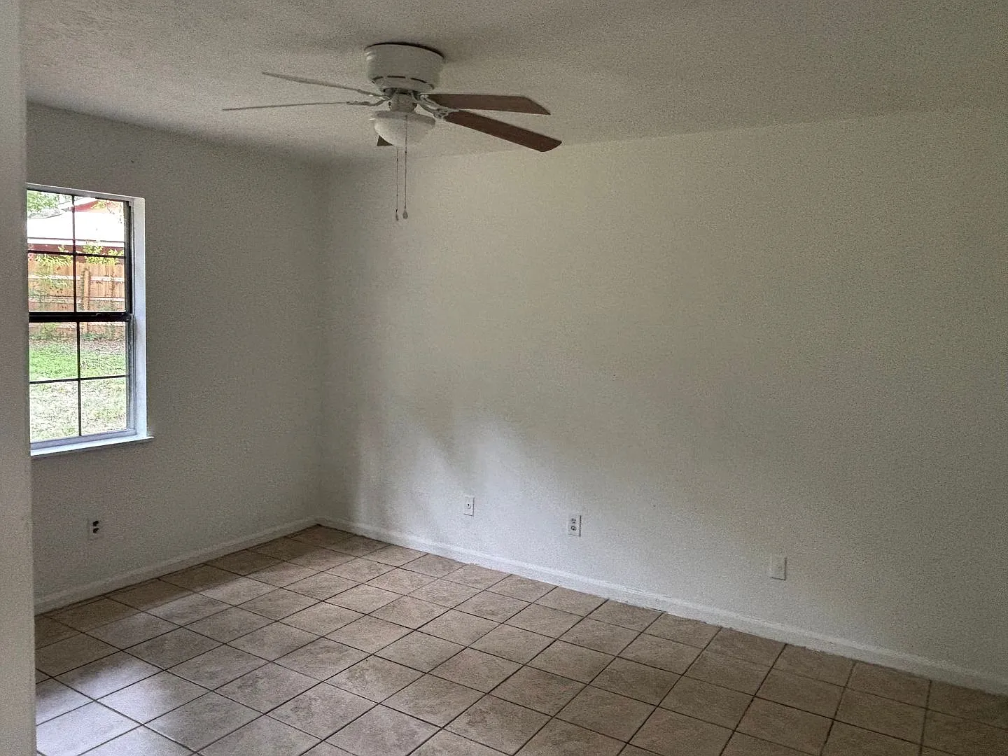 Lease w Option to Purchase available — Photo 4