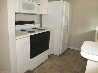 514 Rue Marseille, Chesapeake, VA 23320