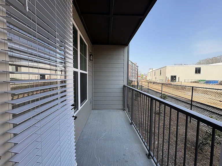District on the Etowah Apartments — Photo 409