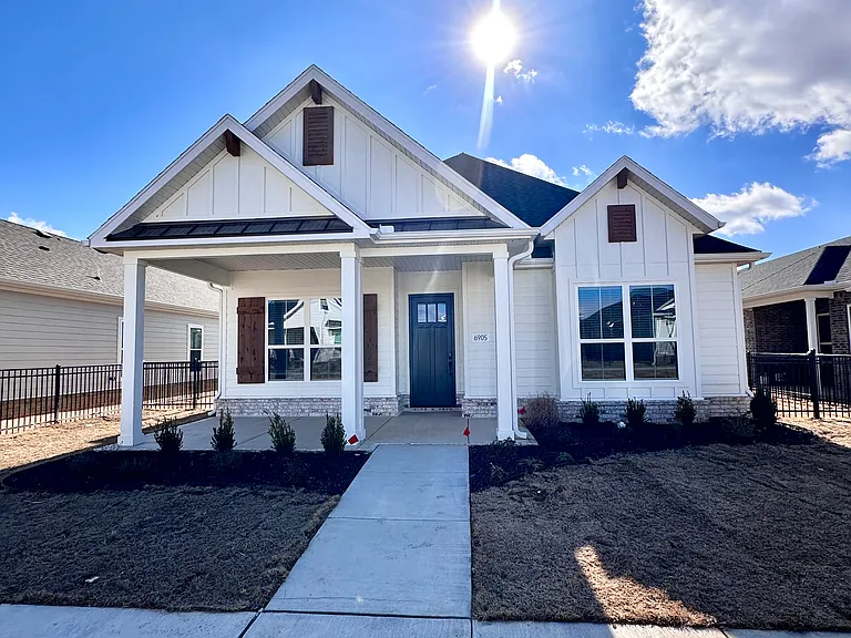 6905 Autumn Ave — Photo 1