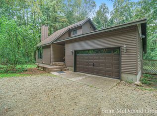 1228 Bridge Rd, Allegan, MI 49010