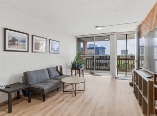 1524 Pensacola St APT 318, Honolulu, HI 96822
