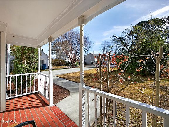 4th image of 5300 Curlew Drive