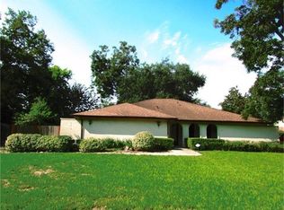 2212 S Belmont Dr, Richmond, TX 77469