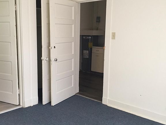 5th image of 7120 Willow St #K